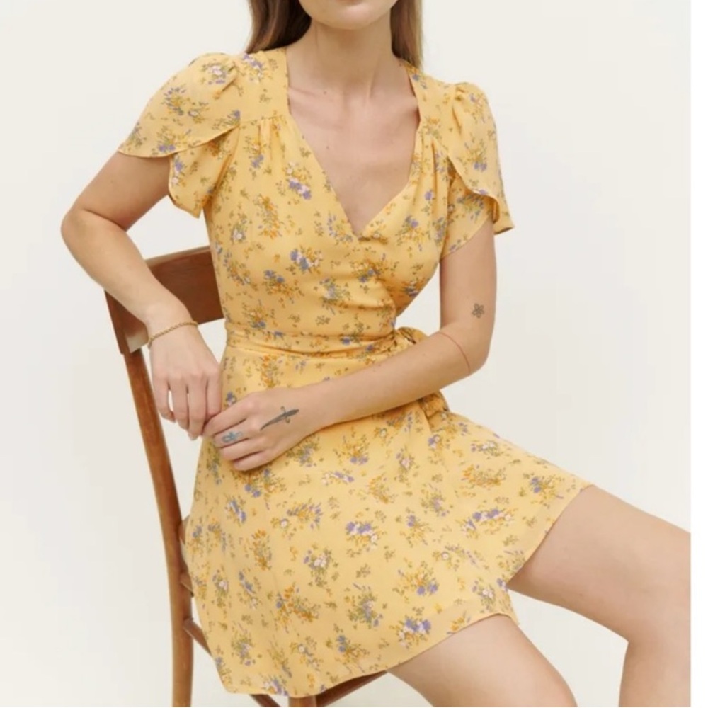 NWT Reformation Ellwood Wrap Dress in Felicity Yellow Floral, size M